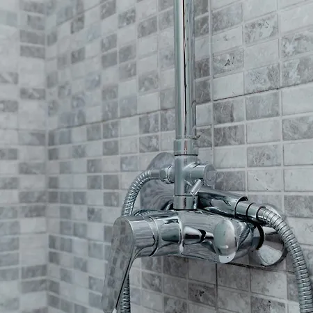 Banana Leaf House بوليخرونو